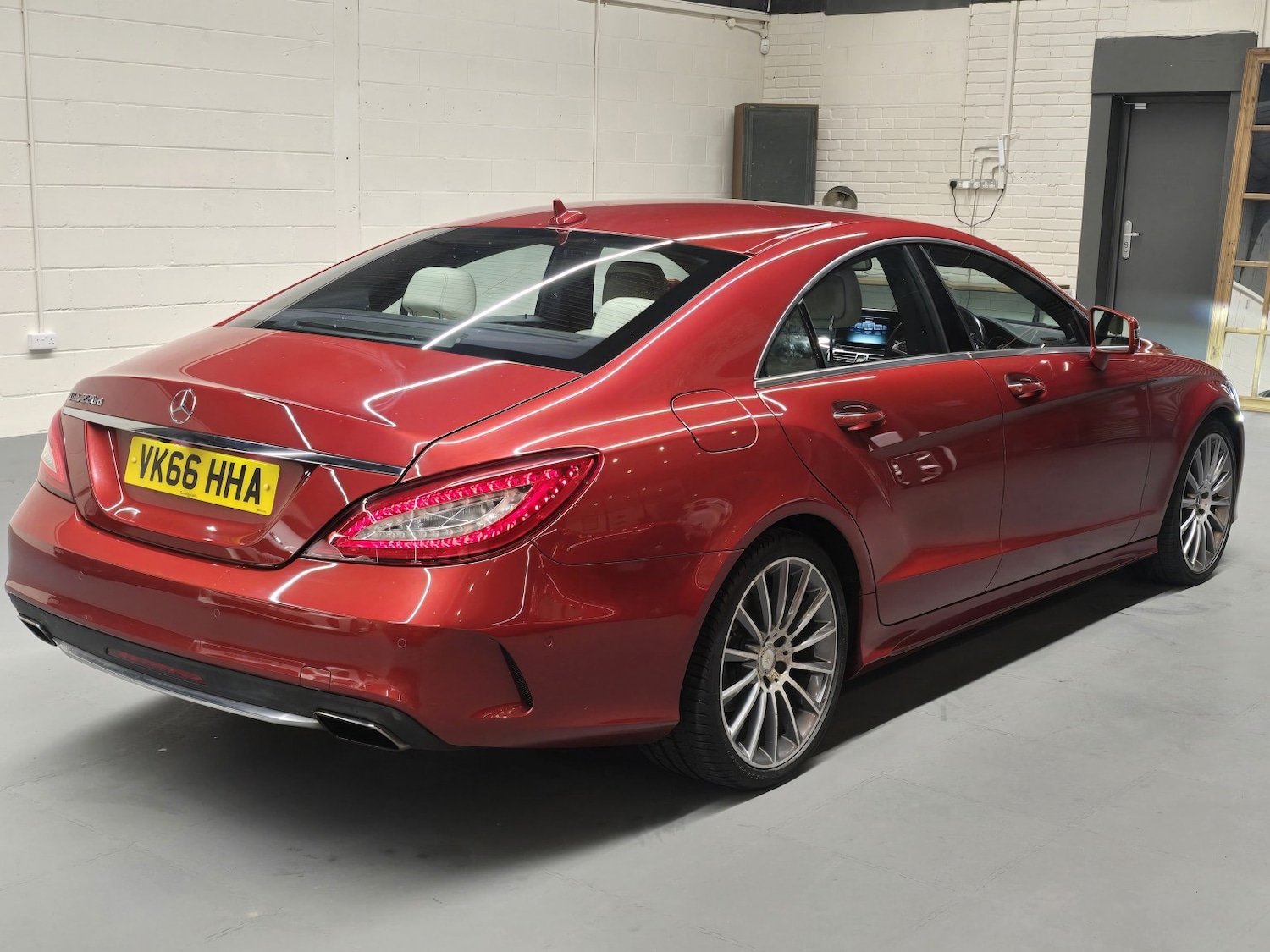 Used Mercedes-Benz CLS 2016 for sale - 76951124: Photo 10