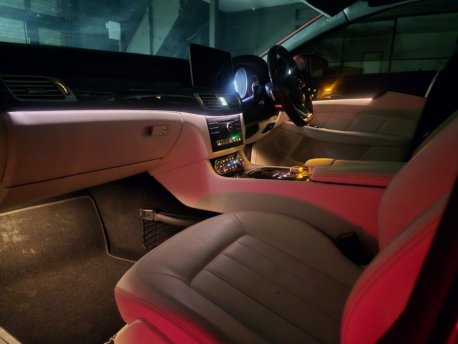 Used Mercedes-Benz CLS 2016 for sale - 76951124: Photo 2