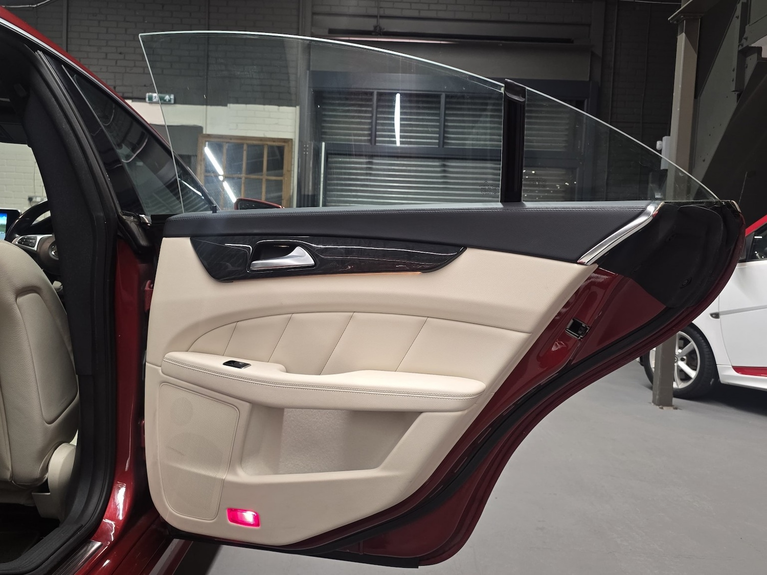 Used Mercedes-Benz CLS 2016 for sale - 76951124: Photo 20