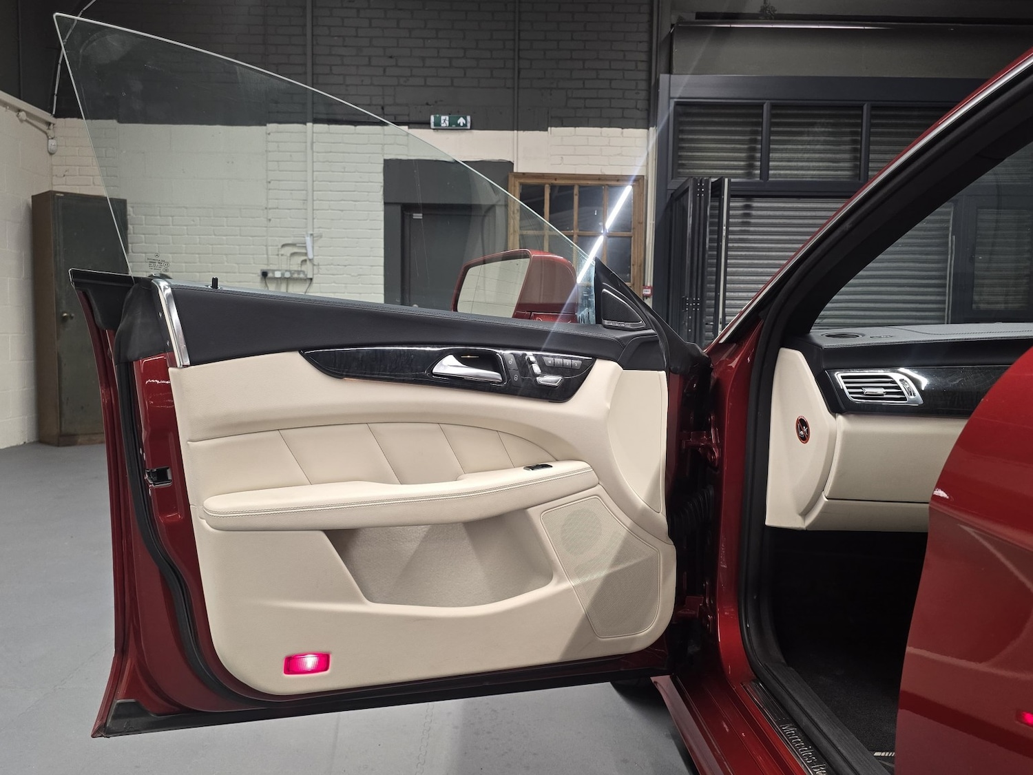 Used Mercedes-Benz CLS 2016 for sale - 76951124: Photo 25