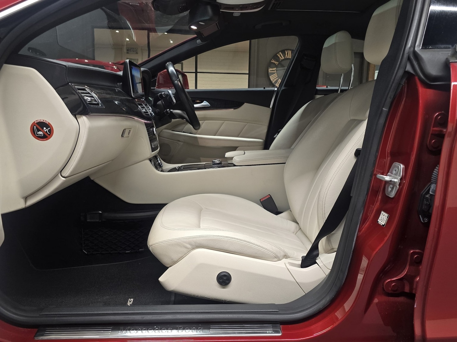 Used Mercedes-Benz CLS 2016 for sale - 76951124: Photo 26