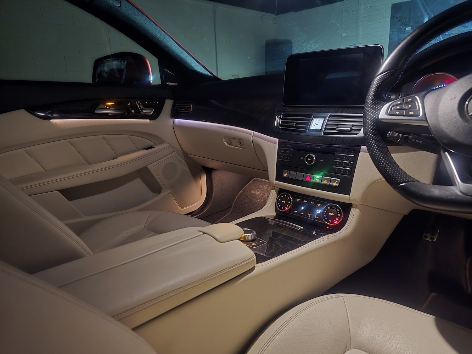 Used Mercedes-Benz CLS 2016 for sale - 76951124: Photo 29