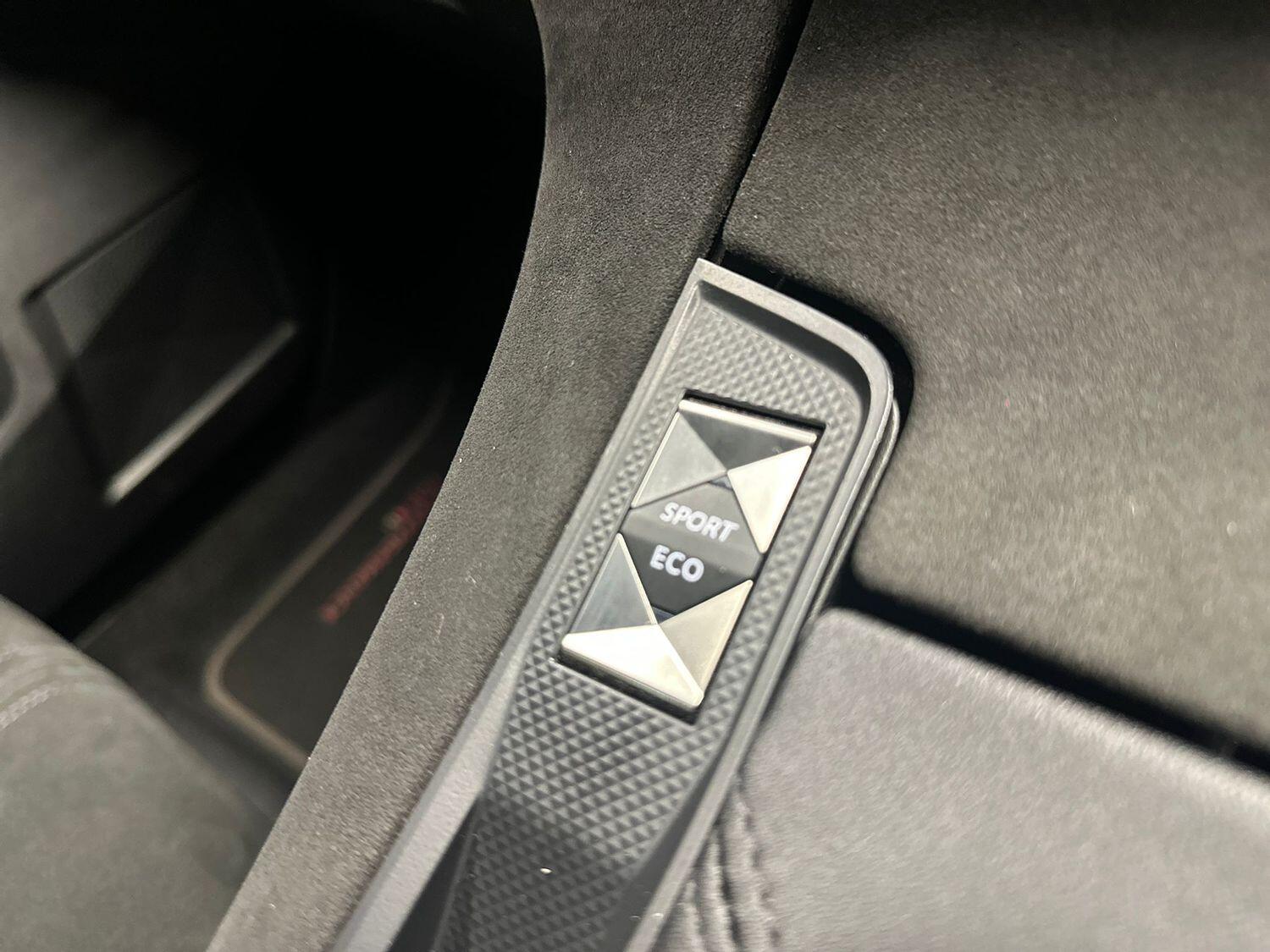 Used DS Automobiles DS 7 Crossback 2019 for sale - 76123626: Photo 25