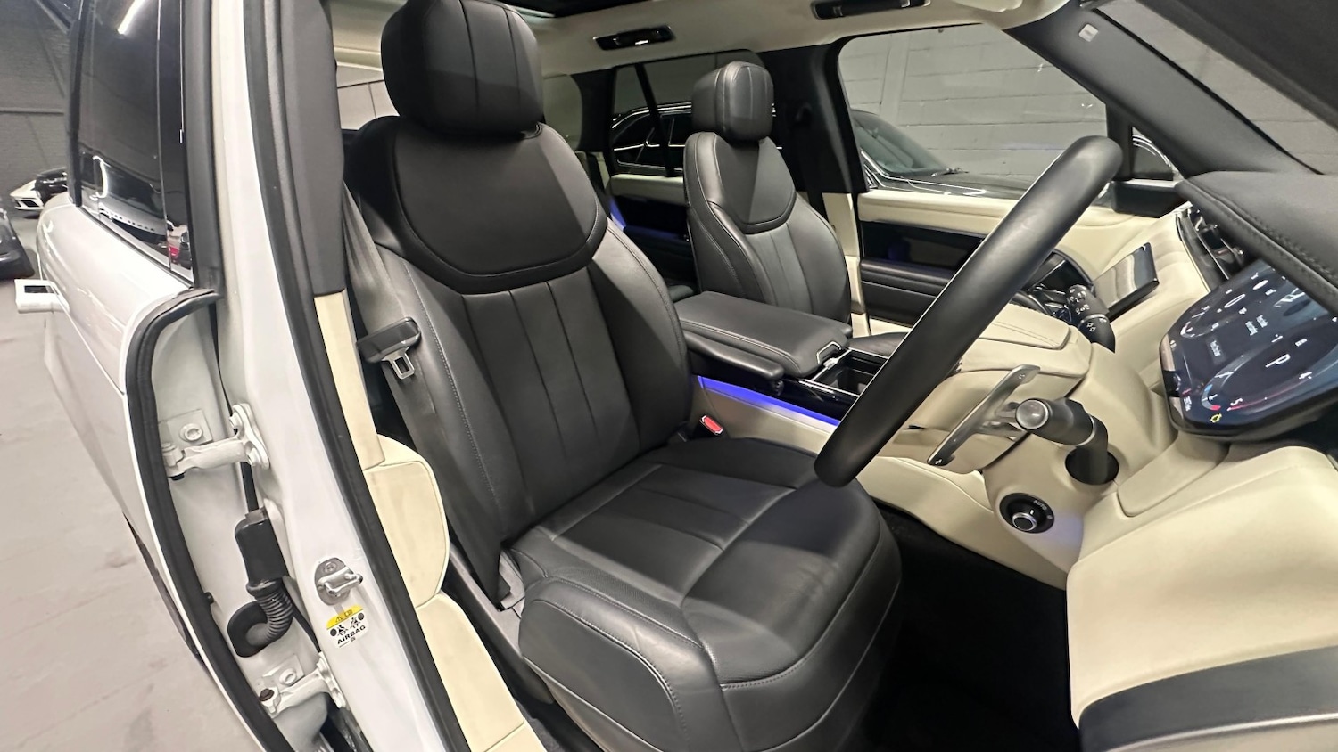 Used Land Rover Range Rover 2022 for sale - 78143757: Photo 13