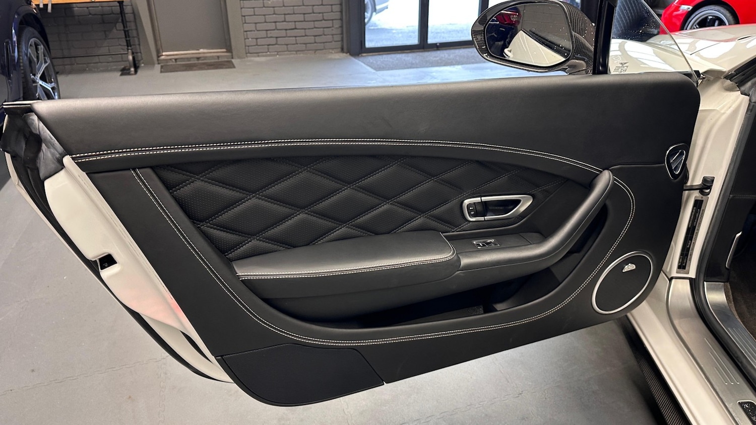 Used Bentley Continental 2012 for sale - 76963446: Photo 61