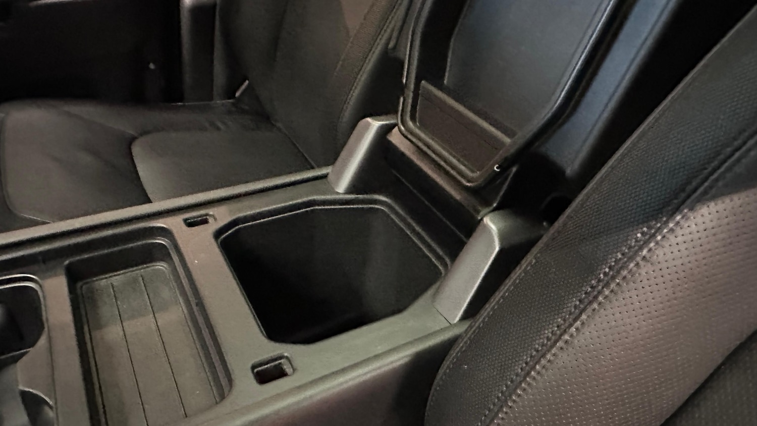 Used Land Rover Defender 110 2023 for sale - 76784989: Photo 21