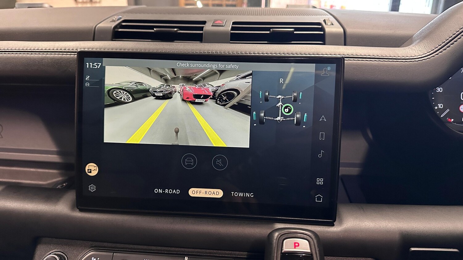 Used Land Rover Defender 110 2023 for sale - 76784989: Photo 33