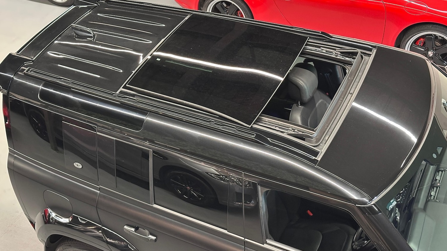 Used Land Rover Defender 110 2023 for sale - 76784989: Photo 37