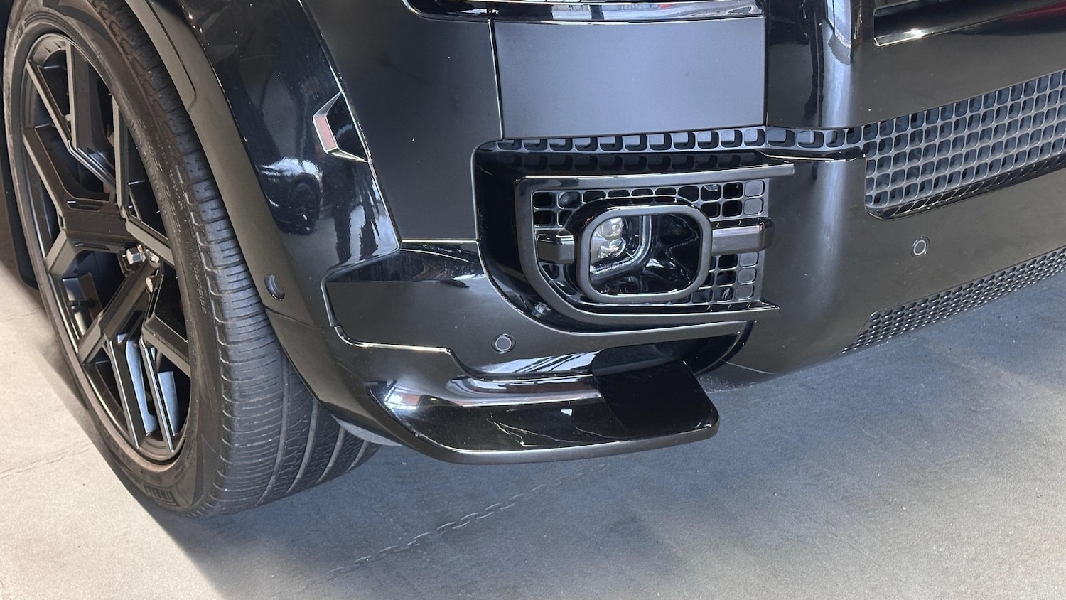 Used Land Rover Defender 110 2023 for sale - 76784989: Photo 9