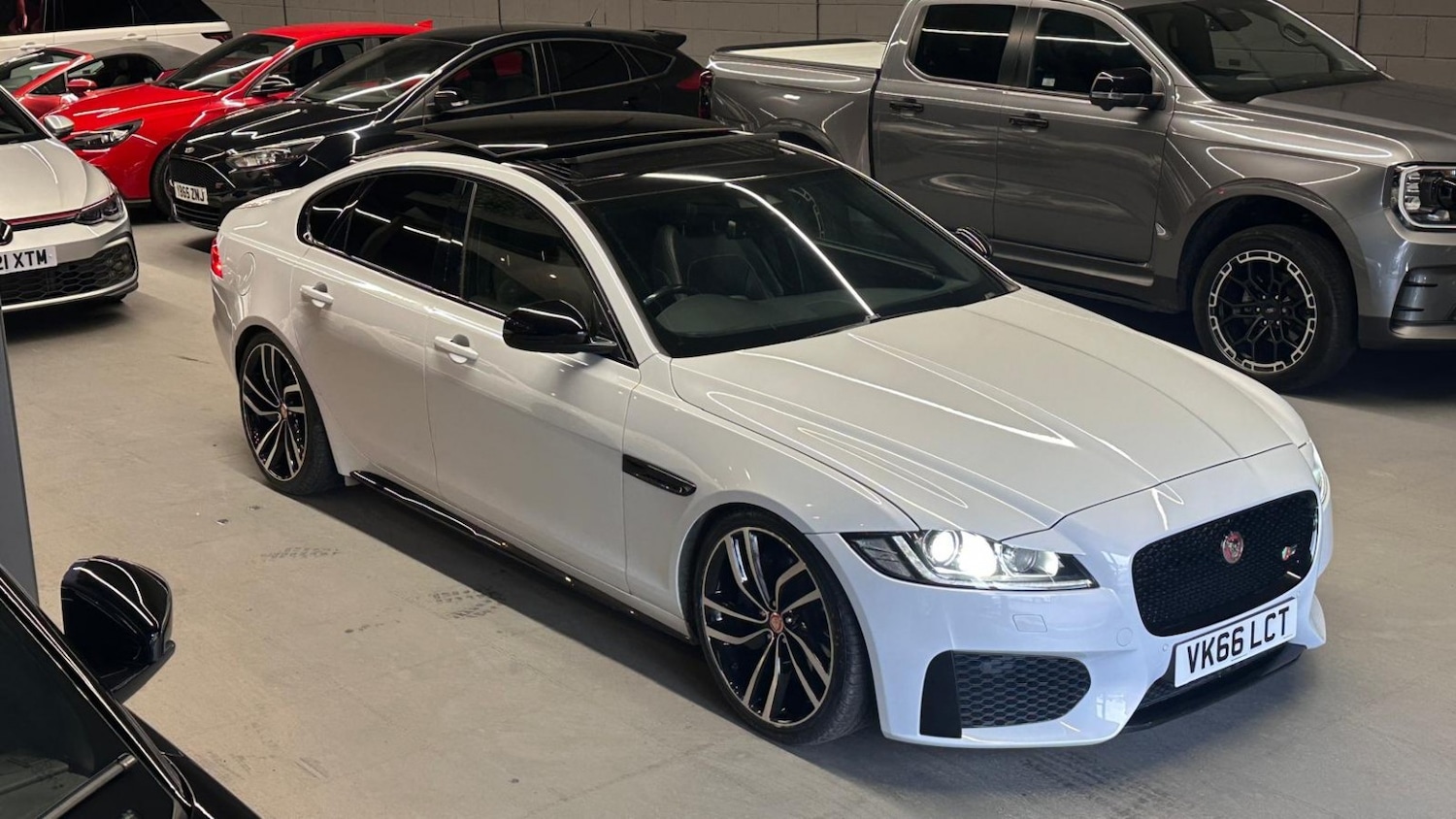 Used Jaguar XF 2016 for sale - 77438440: Photo 12