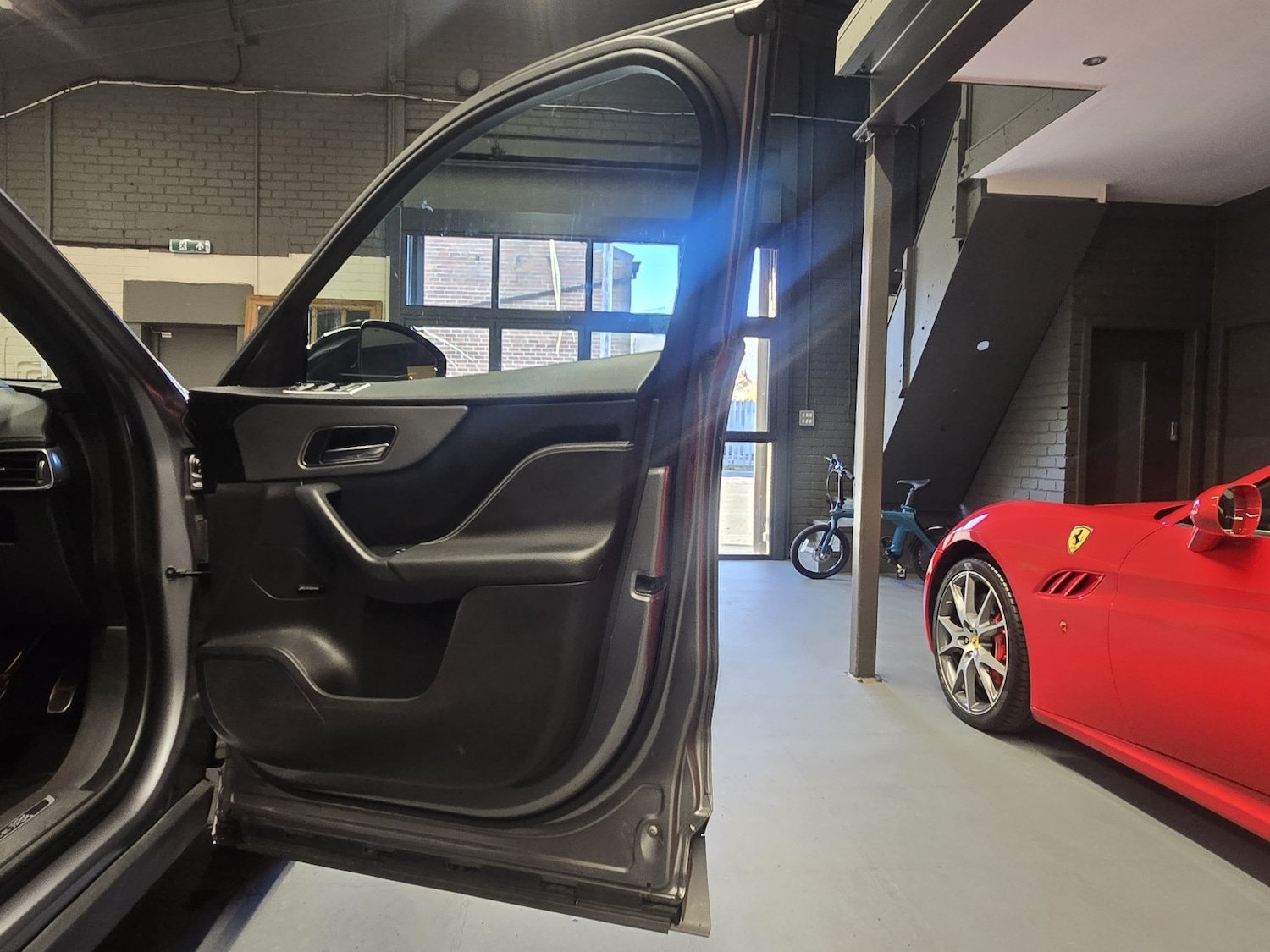 Used Jaguar F-Pace 2019 for sale - 76611397: Photo 12