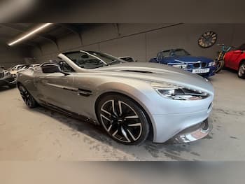 Used Aston Martin Vanquish 2015 for sale - 79644353: Photo