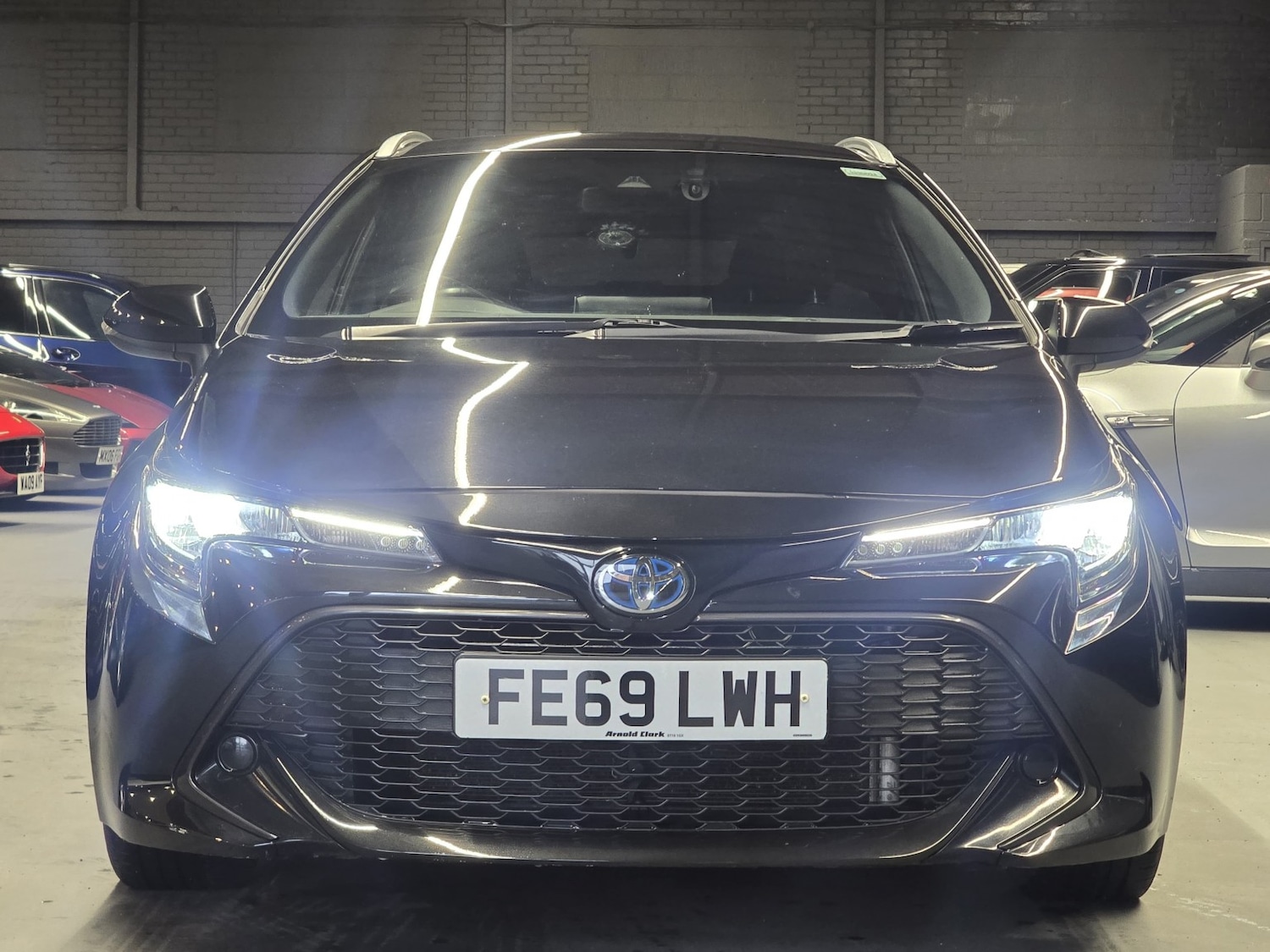 Used Toyota Corolla 2019 for sale - 77342698: Photo 2