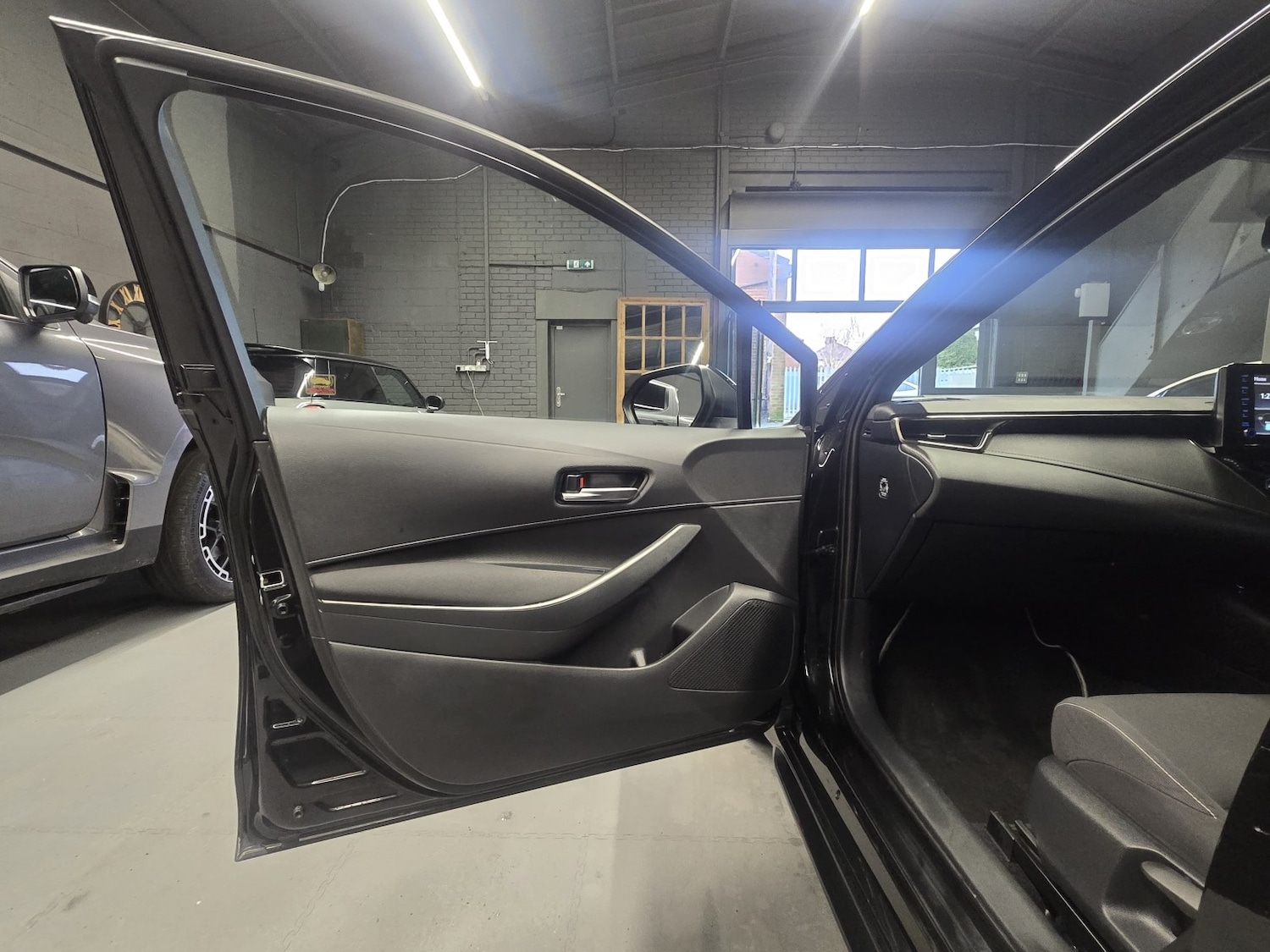 Used Toyota Corolla 2019 for sale - 77342698: Photo 23