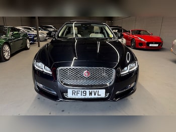 Used Jaguar XJ 2019 for sale - 79081155: Photo