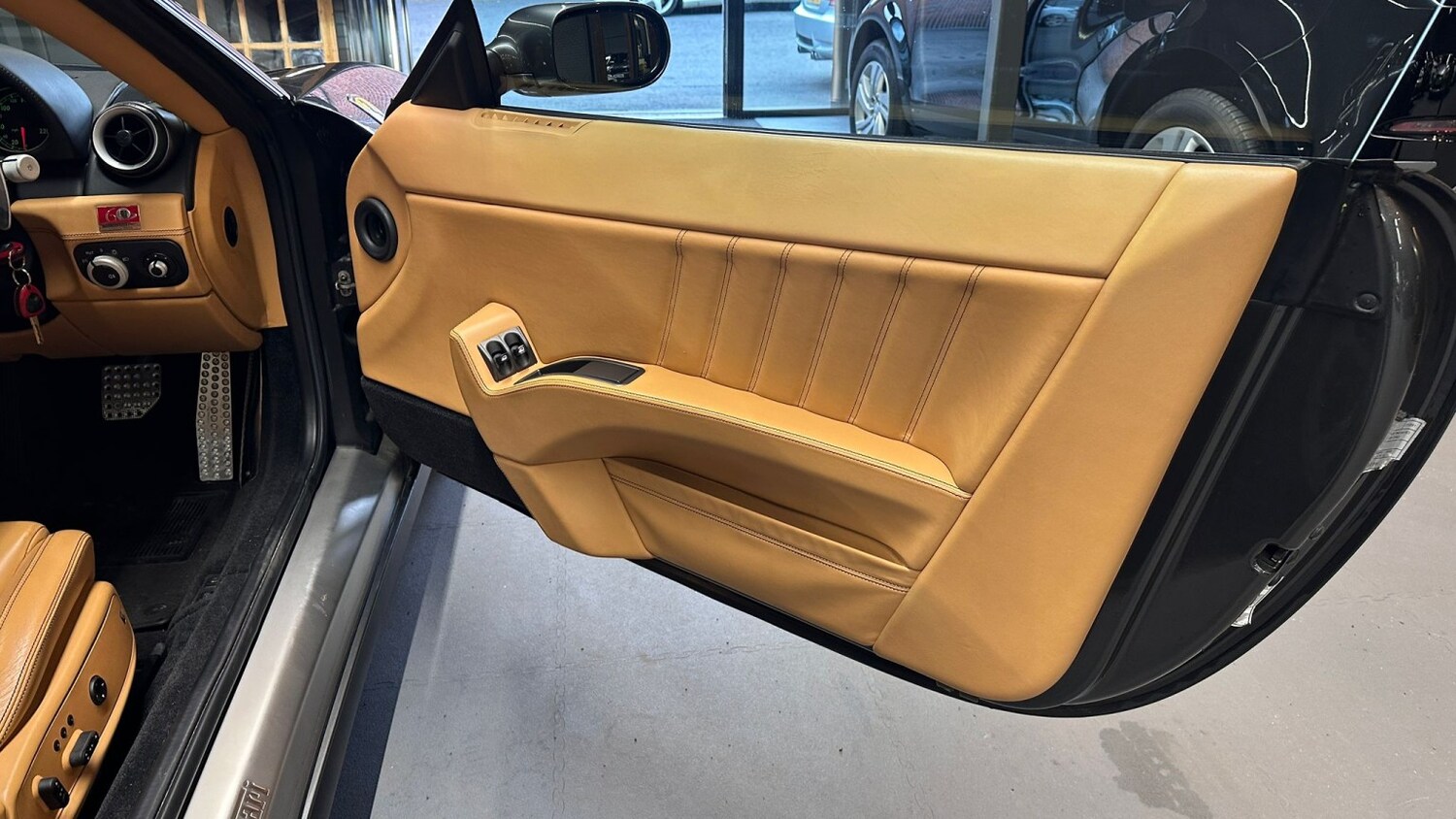 Used Ferrari 612 2007 for sale - 77453214: Photo 27