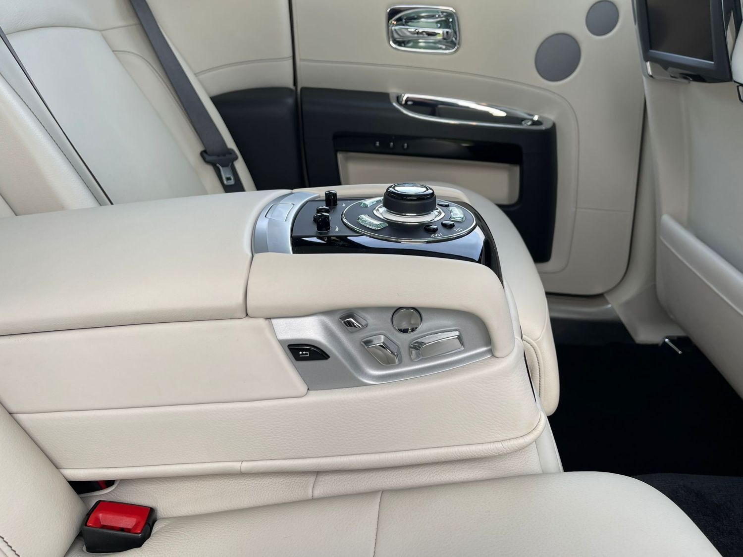 Used Rolls-Royce Ghost 2013 for sale - 76123634: Photo 12