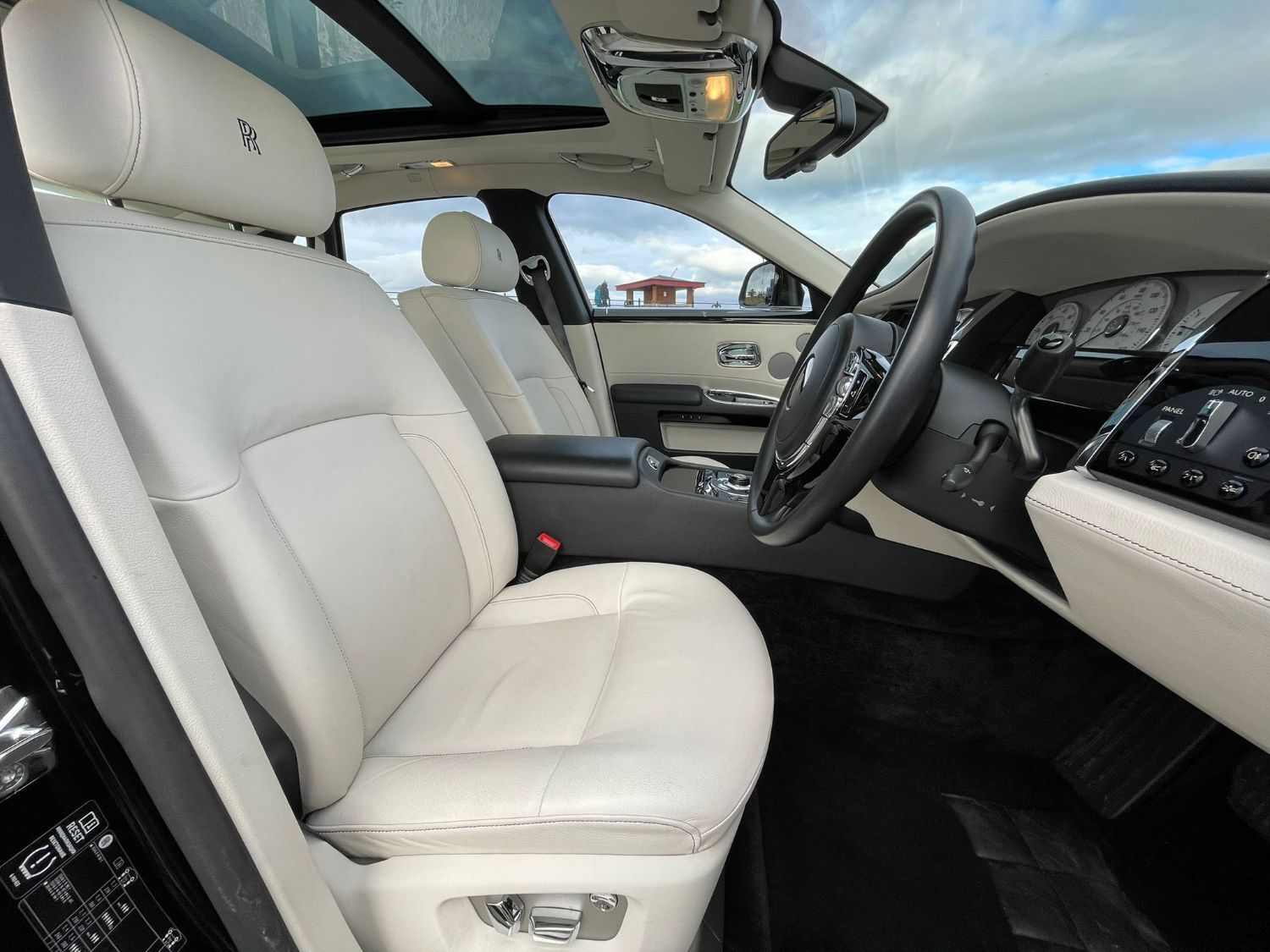 Used Rolls-Royce Ghost 2013 for sale - 76123634: Photo 4