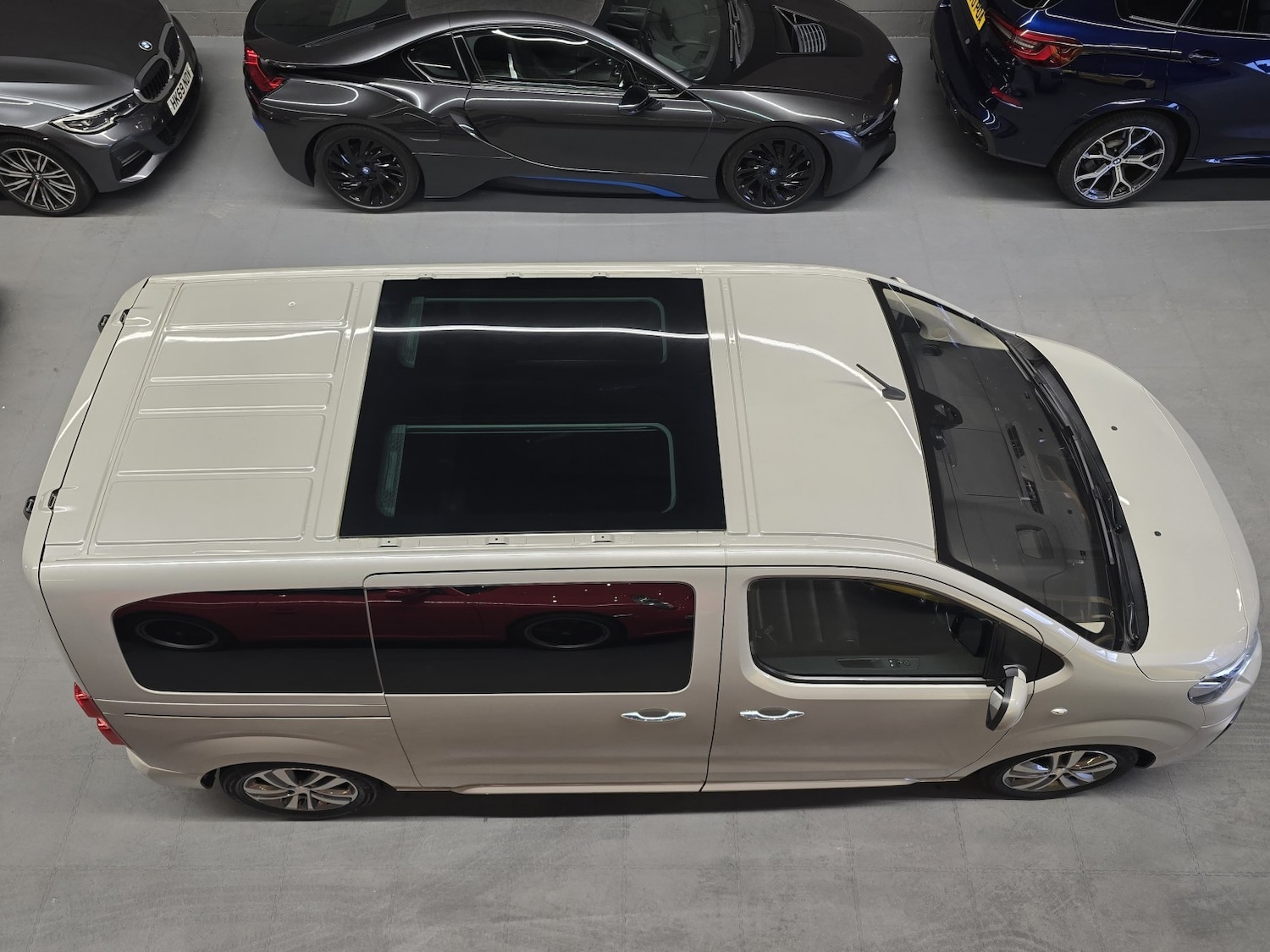 Used Peugeot Traveller 2017 for sale - 77342569: Photo 5