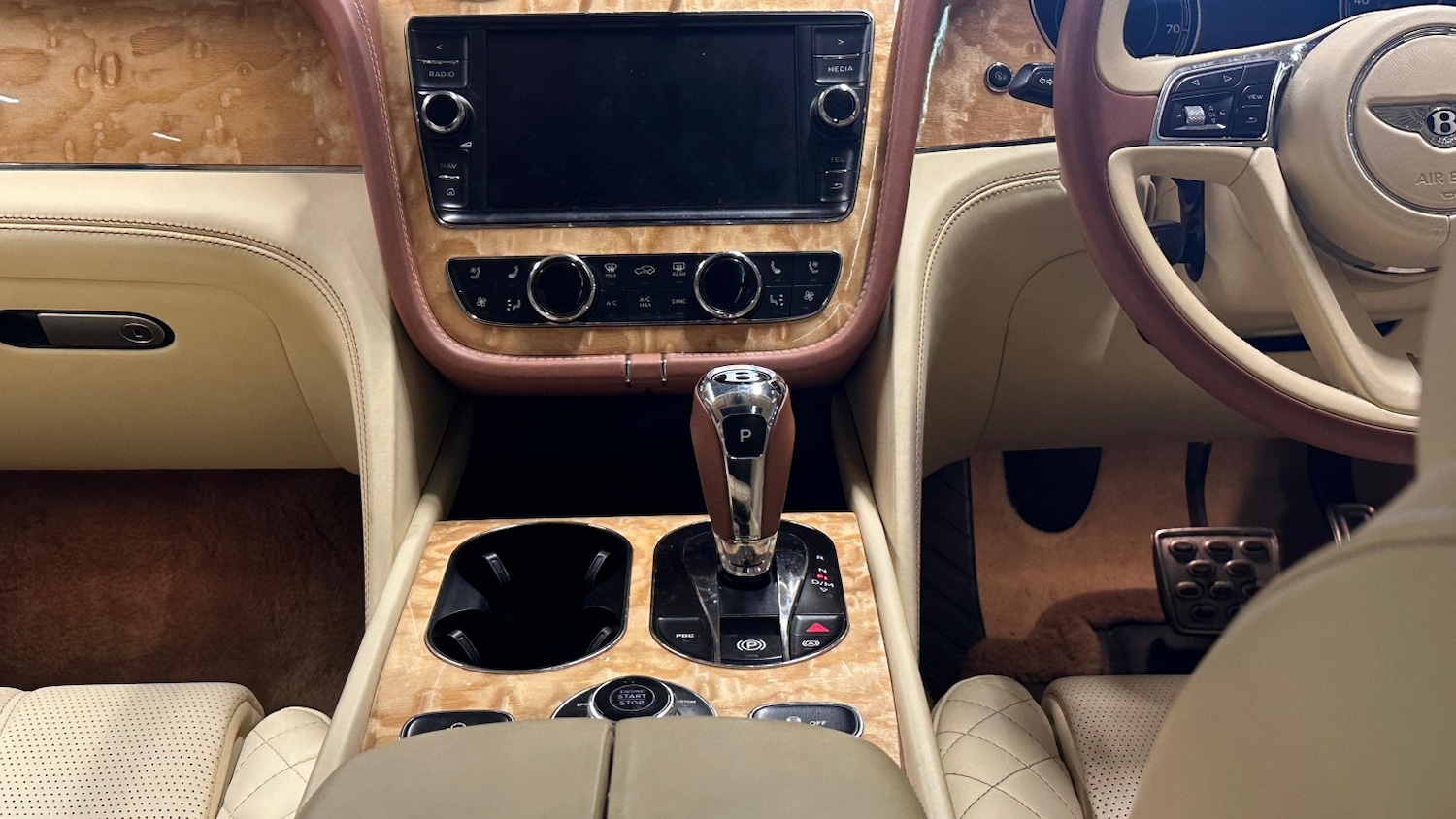 Used Bentley Bentayga 2016 for sale - 78143745: Photo 17