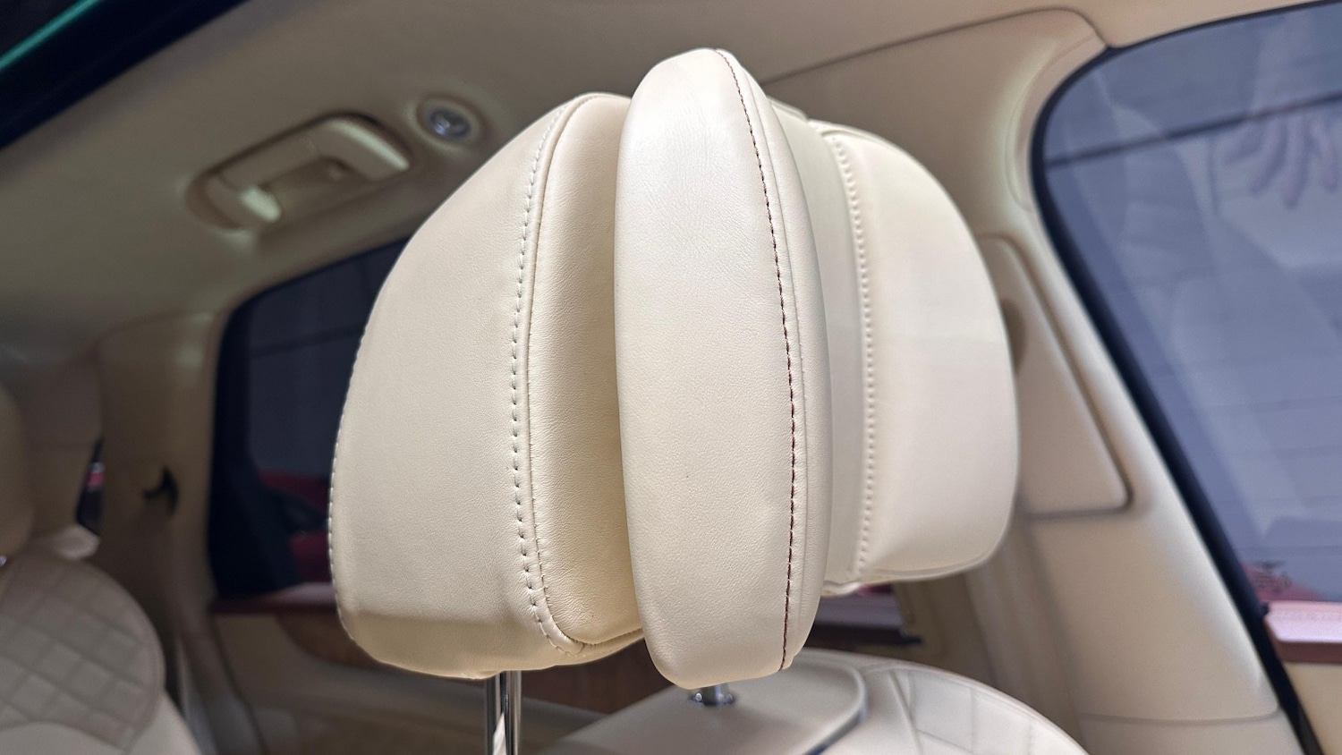 Used Bentley Bentayga 2016 for sale - 78143745: Photo 29