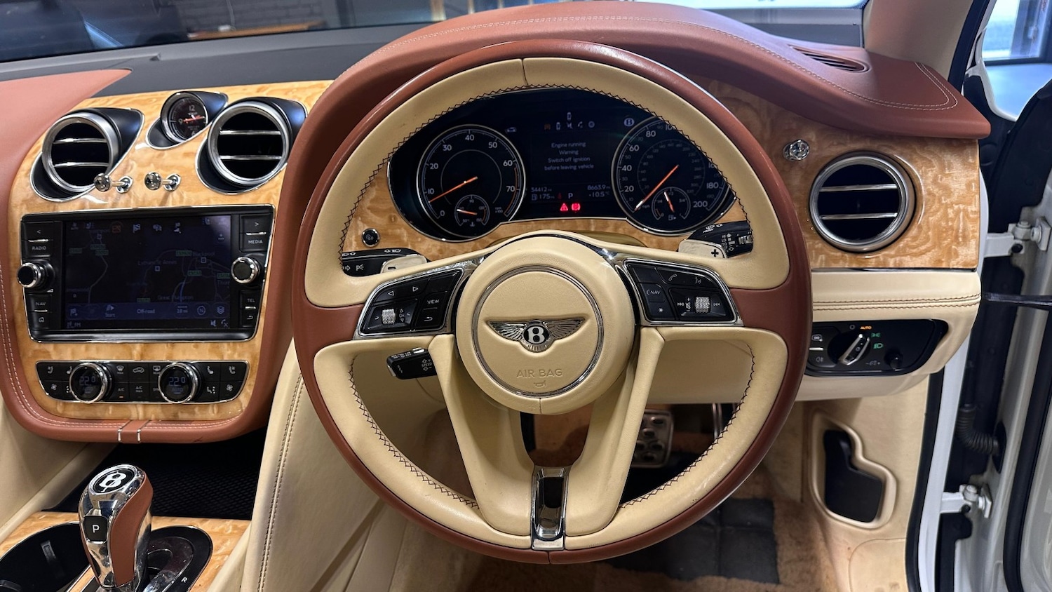 Used Bentley Bentayga 2016 for sale - 78143745: Photo 30