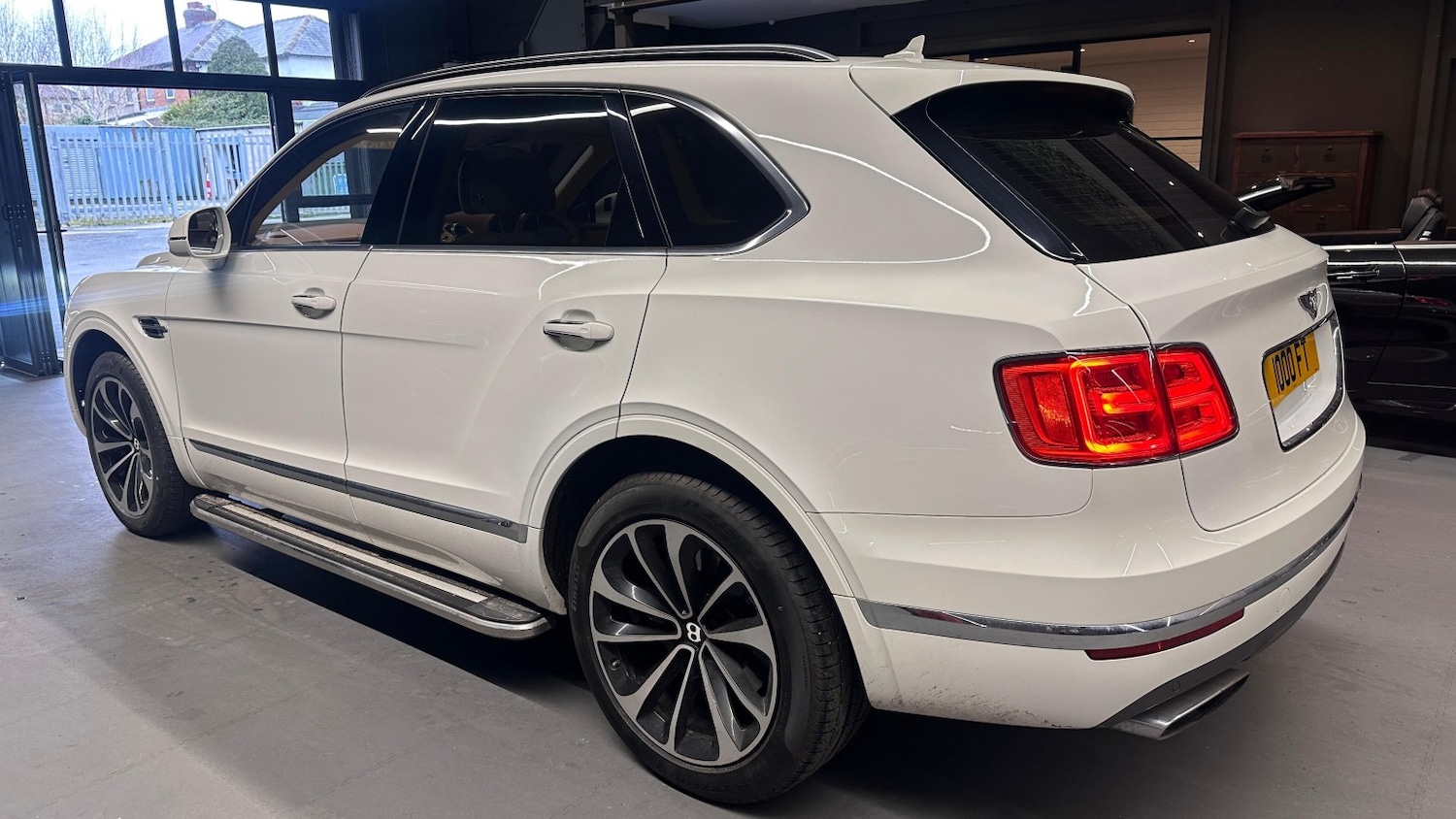 Used Bentley Bentayga 2016 for sale - 78143745: Photo 7