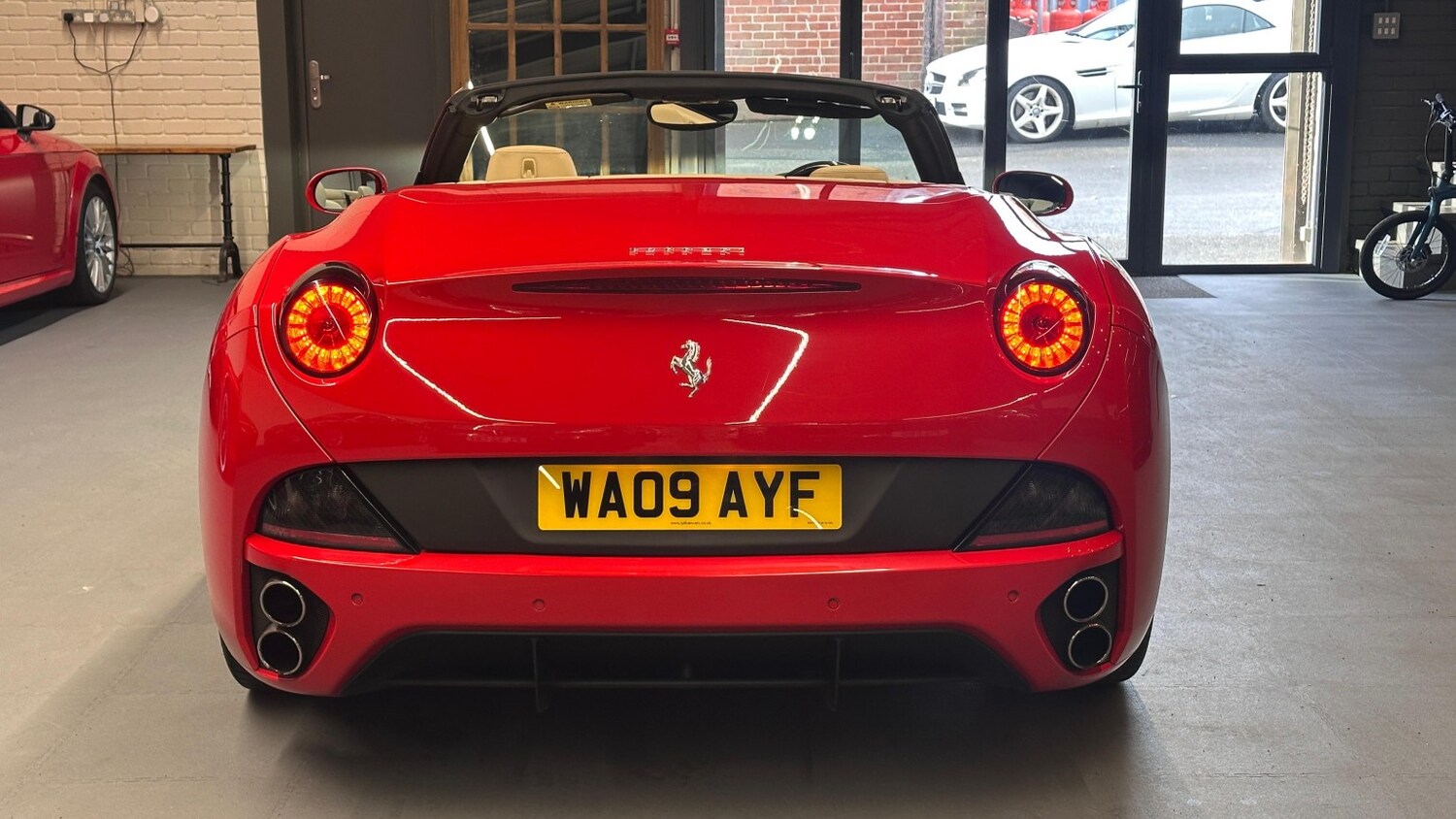 Used Ferrari California 2009 for sale - 76687168: Photo 11