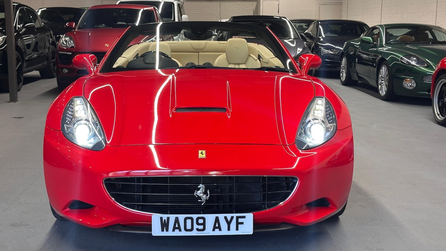 Used Ferrari California 2009 for sale - 76687168: Photo 4