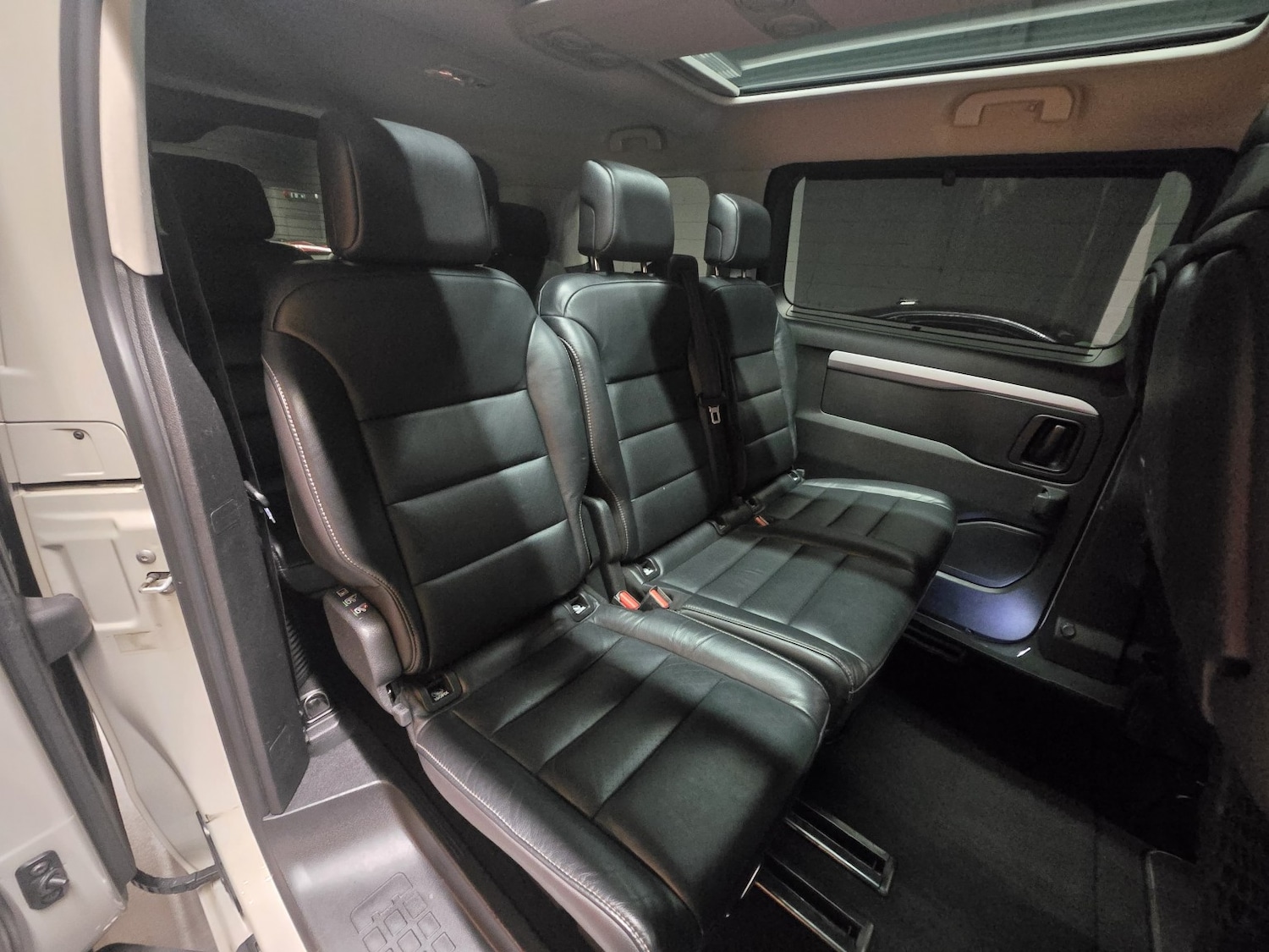 Used Peugeot Traveller 2017 for sale - 77766410: Photo 20