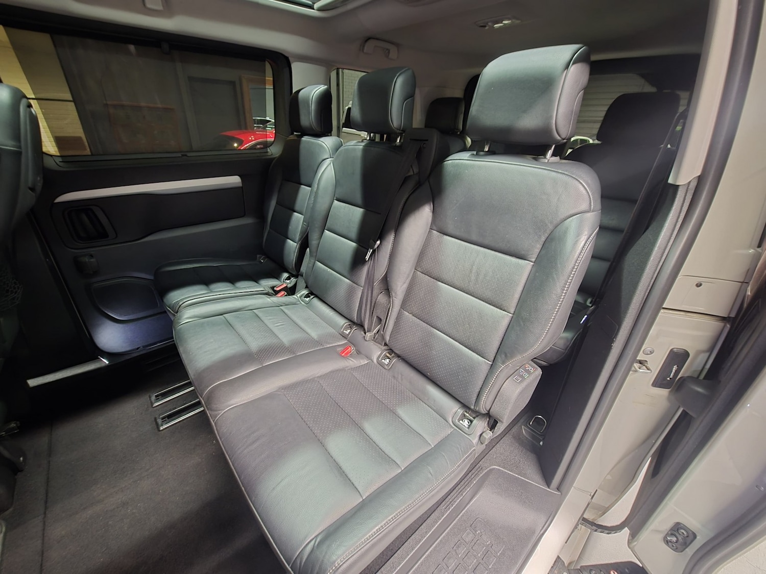 Used Peugeot Traveller 2017 for sale - 77766410: Photo 24