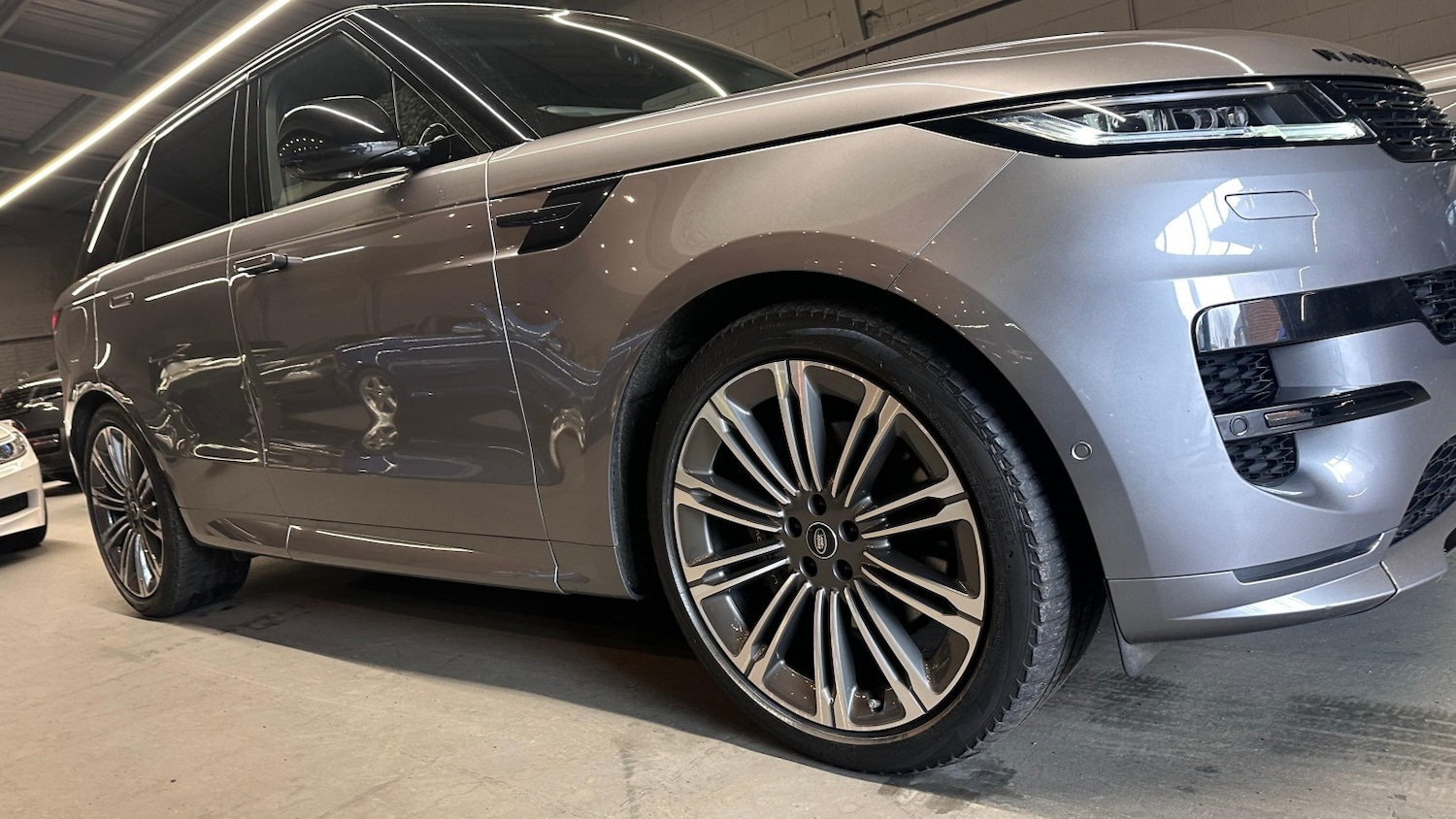 Used Land Rover Range Rover Sport 2023 for sale - 77837047: Photo 6