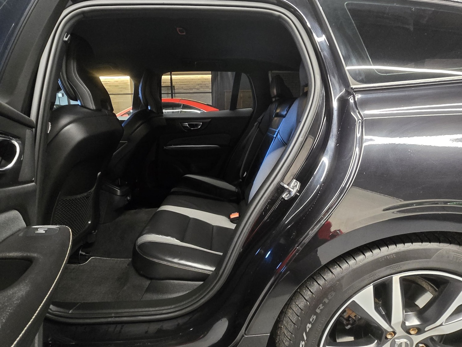 Used Volvo V60 2019 for sale - 76741381: Photo 19