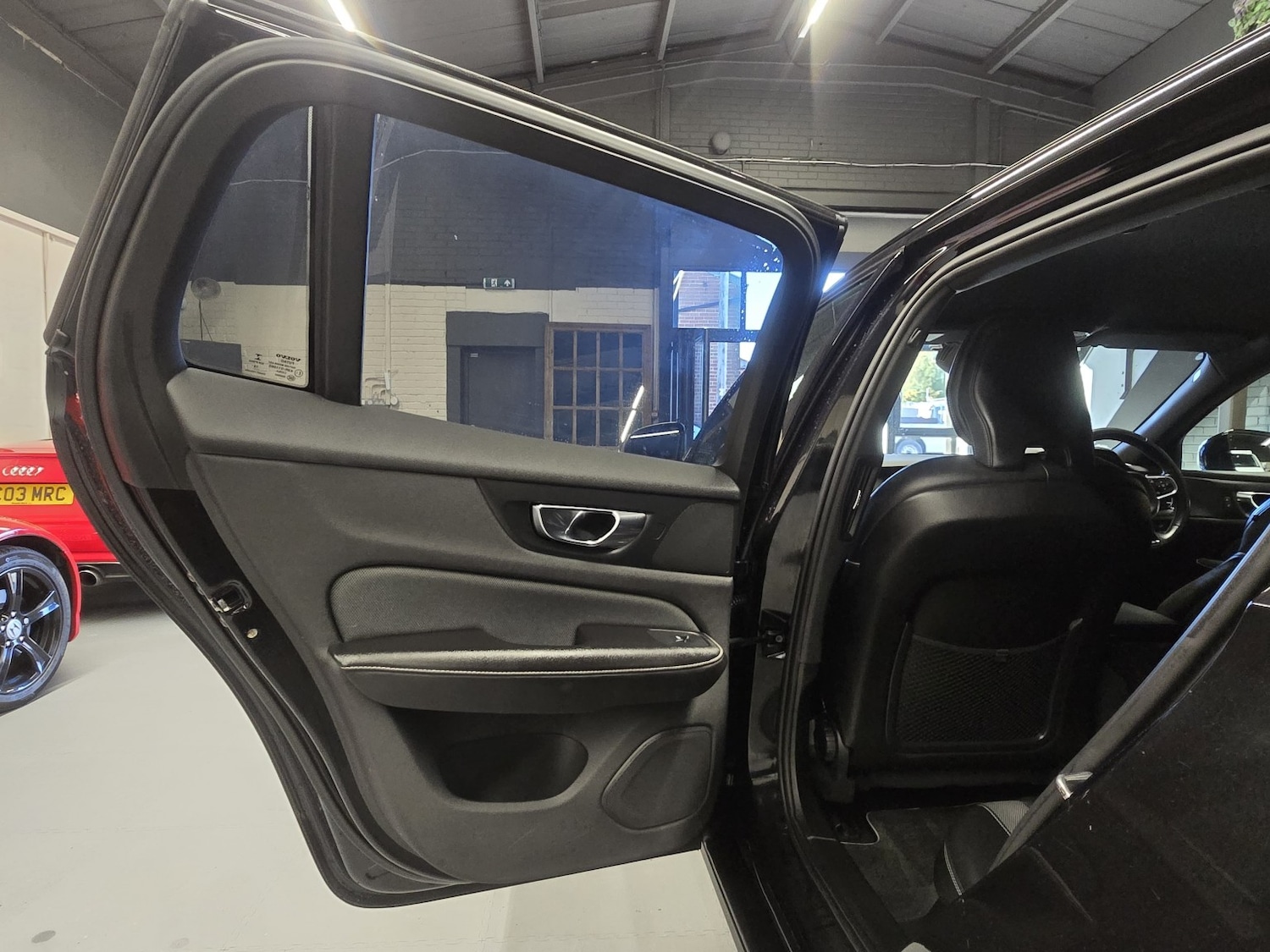 Used Volvo V60 2019 for sale - 76741381: Photo 21
