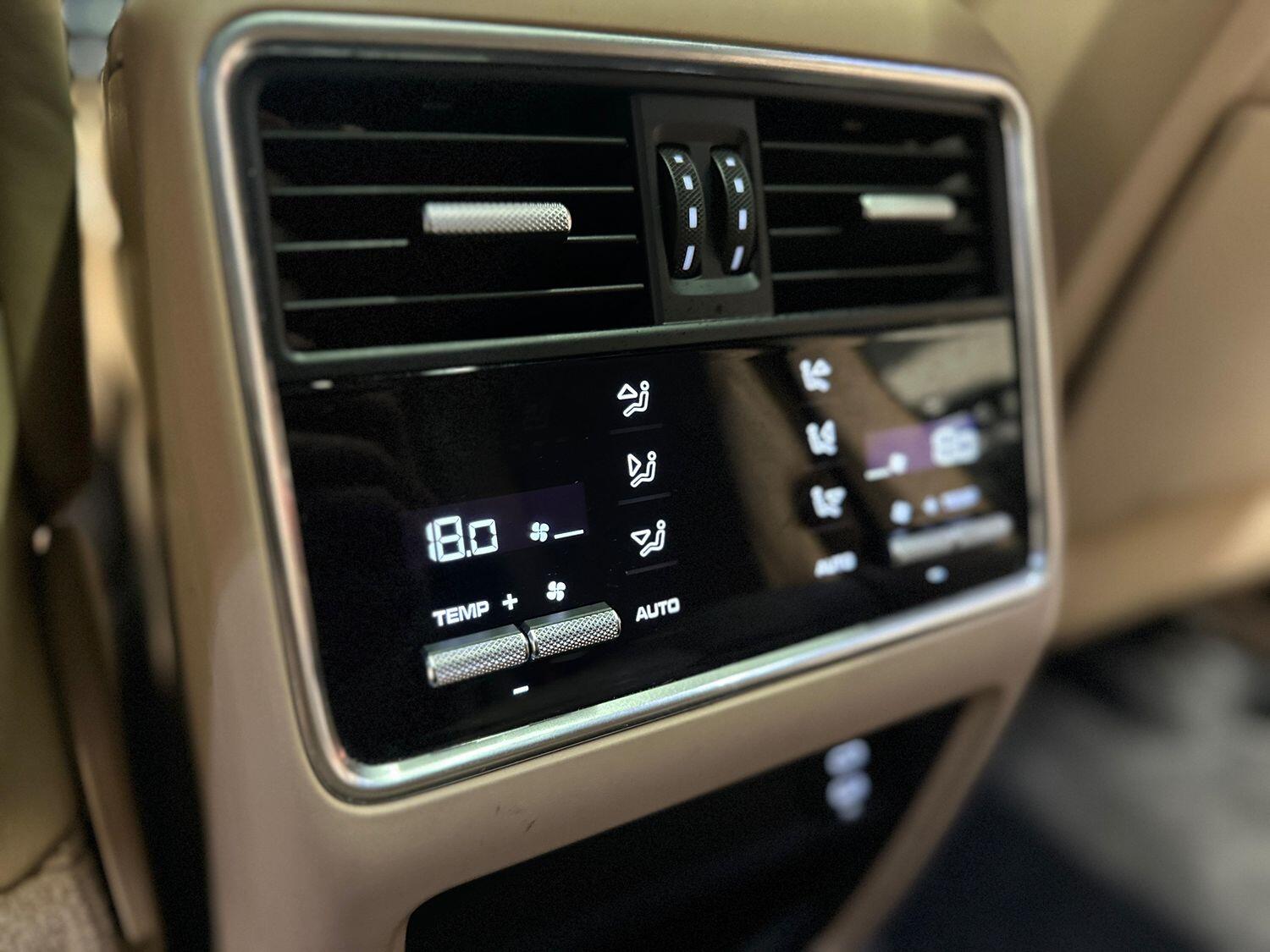 Used Porsche Cayenne 2020 for sale - 76123633: Photo 21