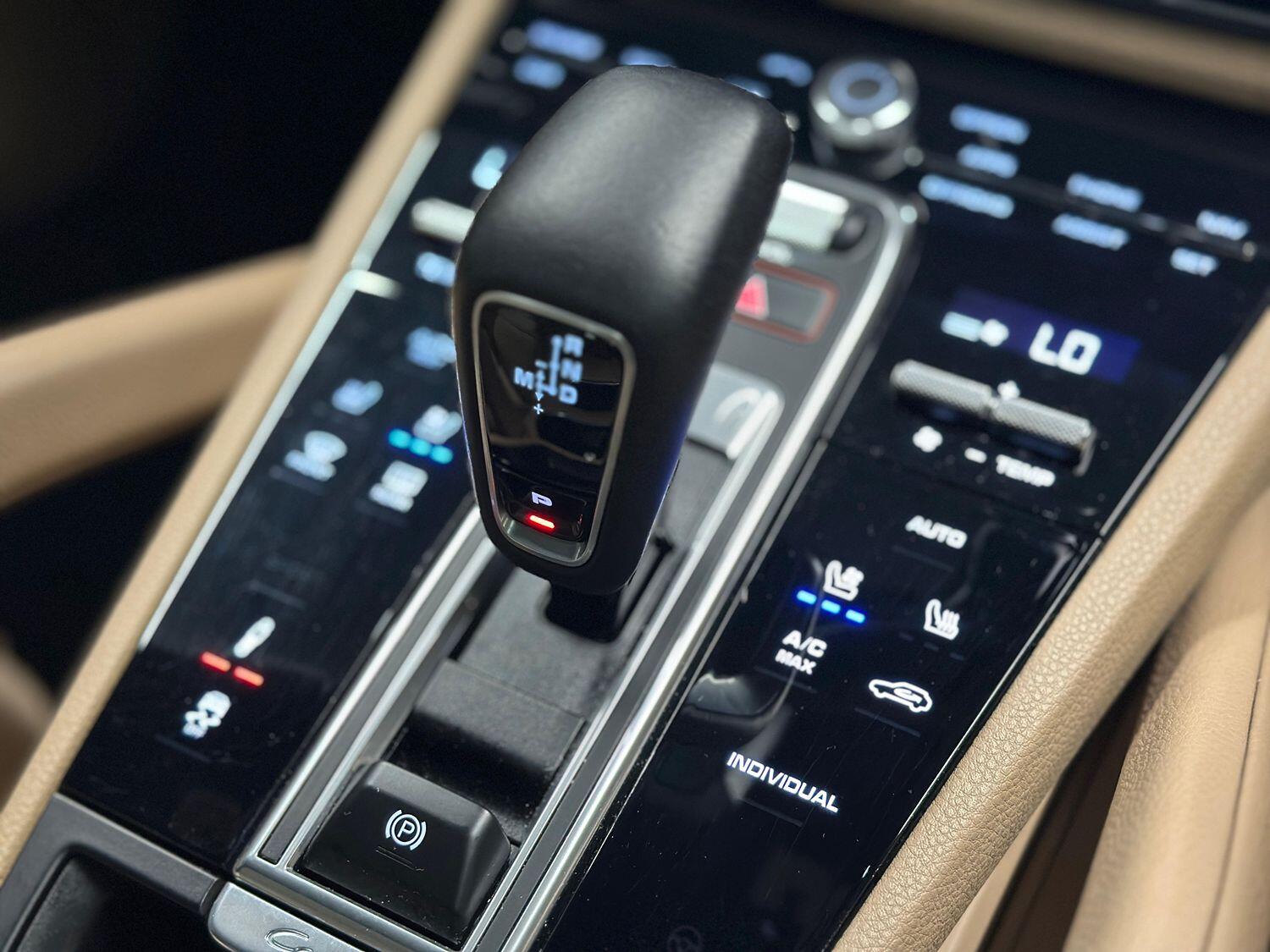 Used Porsche Cayenne 2020 for sale - 76123633: Photo 26