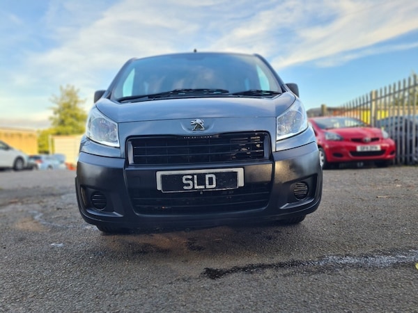 Used Peugeot Expert Tepee 2016 for sale - 76236339: Photo 2