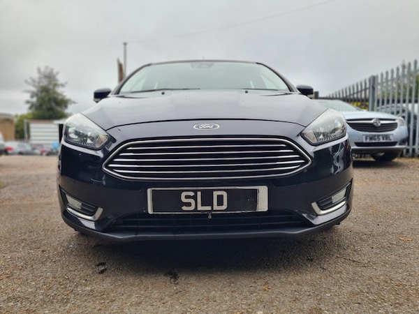 Used Ford Focus 2015 for sale - 75221736: Photo 2