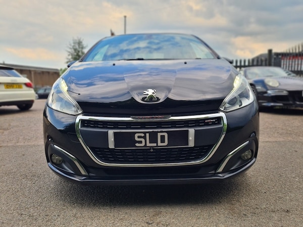 Used Peugeot 208 2016 for sale - 74638443: Photo 2