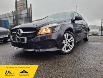Used Mercedes-Benz A-Class 2015 for sale - 77452684: Photo