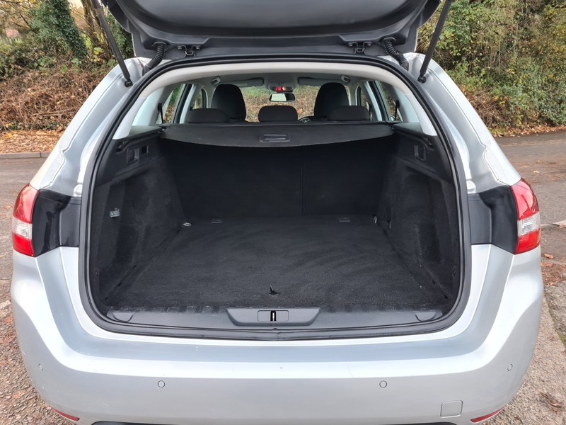 Used Peugeot 308 2016 for sale - 76570795: Photo 13