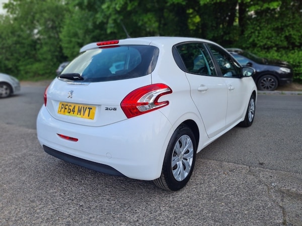 Used Peugeot 208 2015 for sale - 76292277: Photo 7