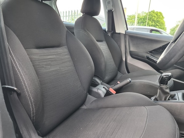 Used Peugeot 208 2015 for sale - 76292277: Photo 9