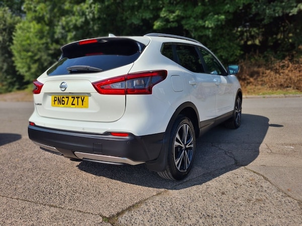Used Nissan Qashqai 2017 for sale - 75560423: Photo 4
