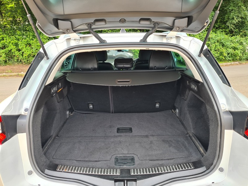 Used Renault Megane 2017 for sale - 76884600: Photo 12