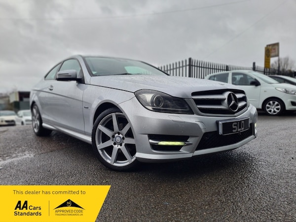 Used Mercedes-Benz C-Class 2011 for sale - 75321713: Photo 1
