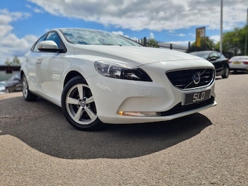 Used Volvo V40 2016 for sale - 75445055: Photo