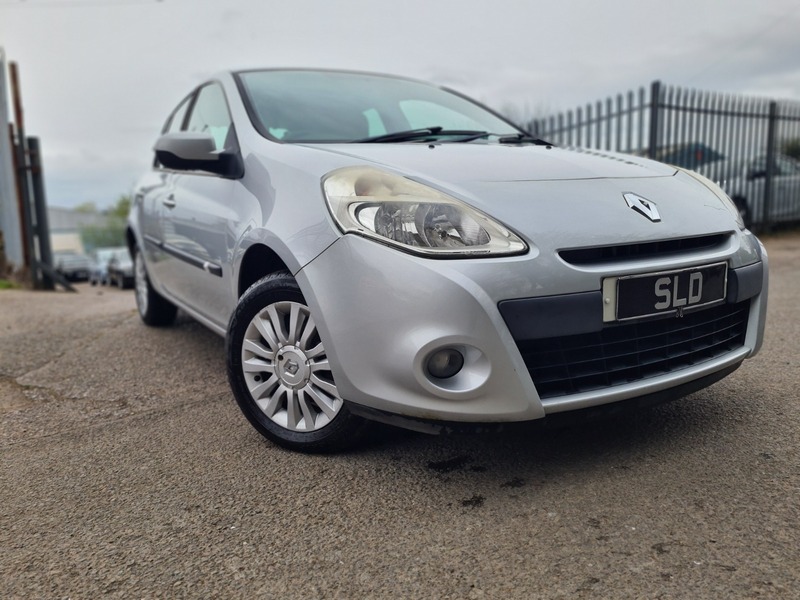 Used Renault Clio 2010 for sale - 78201381: Photo 4