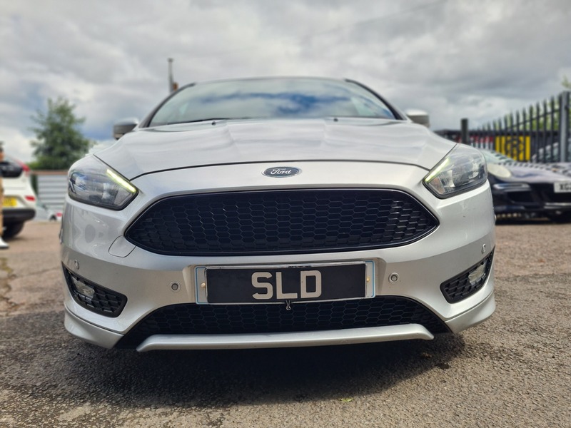 Used Ford Focus 2018 for sale - 78201427: Photo 2