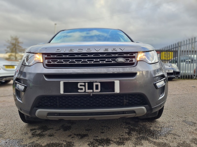 Used Land Rover Discovery Sport 2017 for sale - 77720692: Photo 2